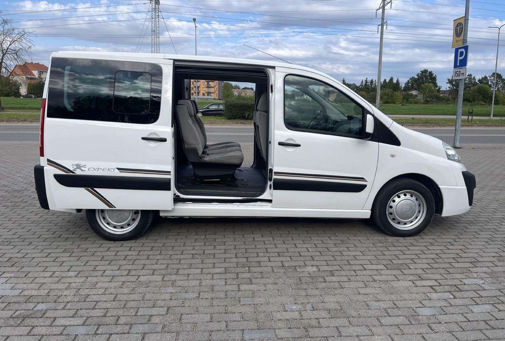 Peugeot Expert 2011