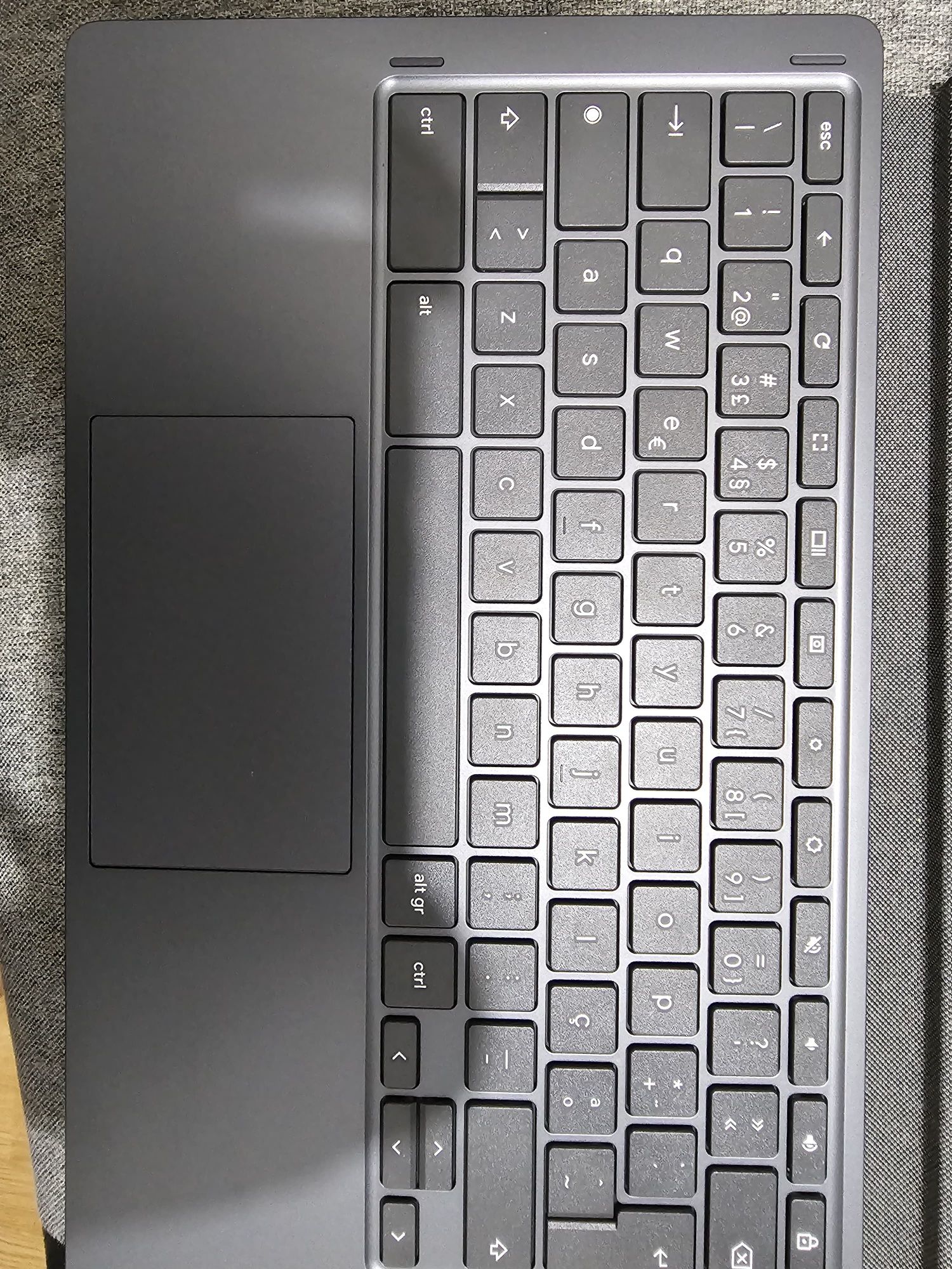 Lenovo Chromebook Duet 5