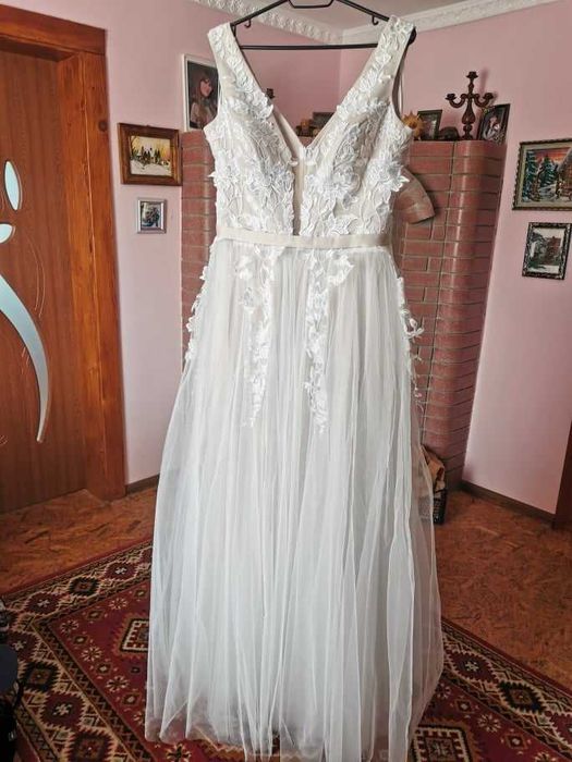 Весільне плаття в ідеальному стані