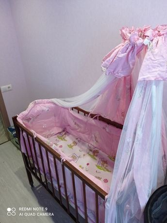 Кроватка детская с бортиками