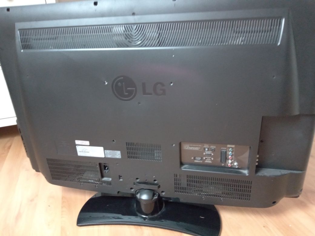 Telewizor LG 42 LCD
