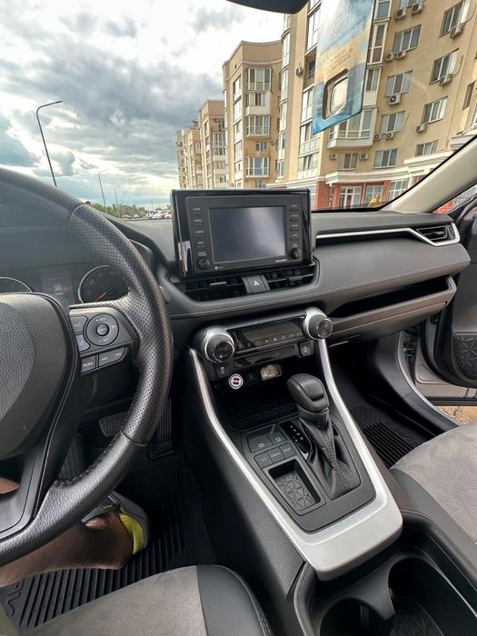 Продам Toyota  RAV 4