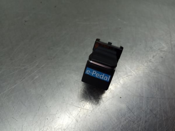 Comando / botão / interruptor multifunções NISSAN Leaf EV (ZE1)