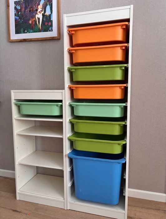 Dwa regały ikea trofast oraz 2 szafki wiszące ikea eket