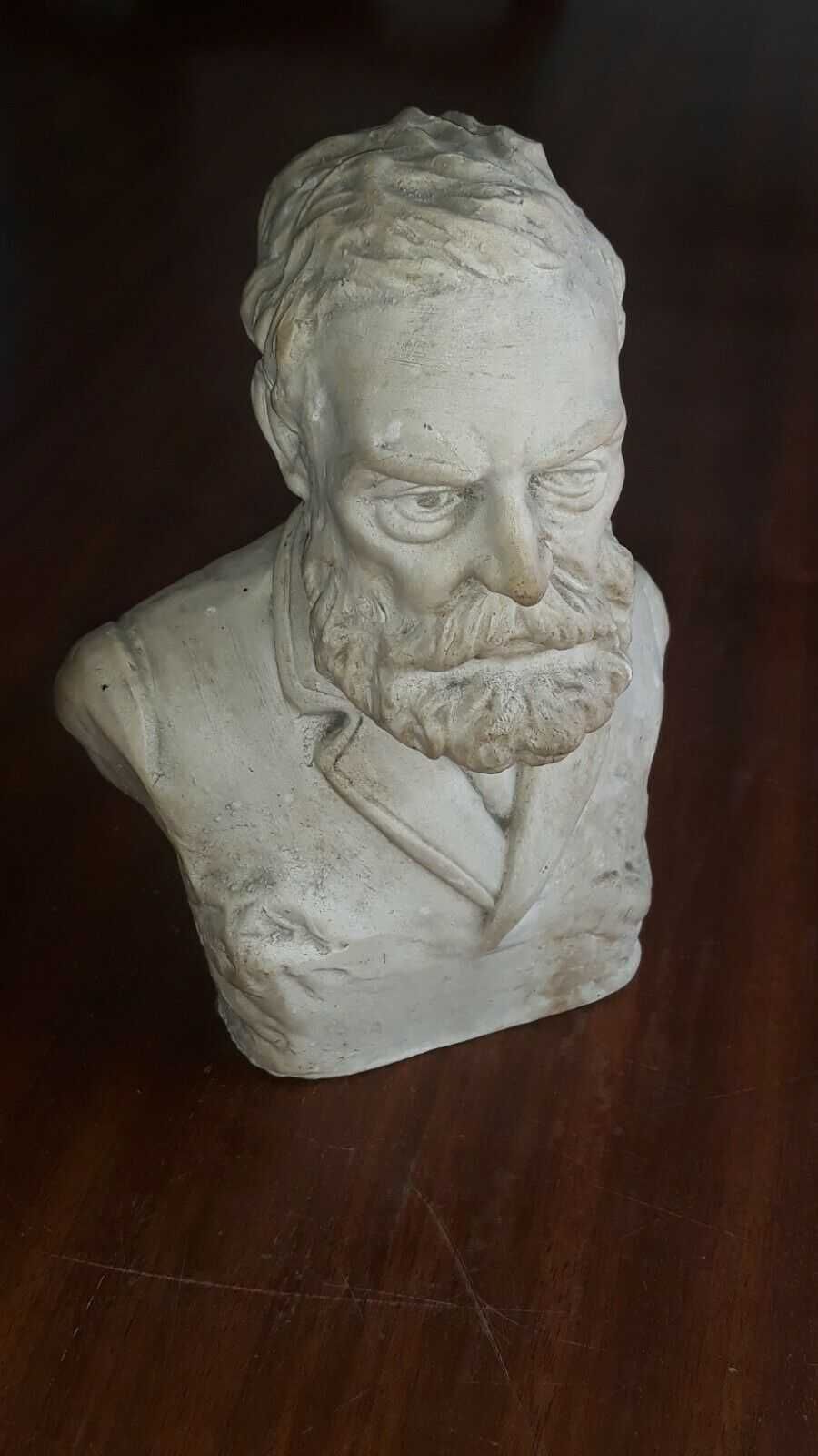 Busto de João de Deus em Gesso Patinado