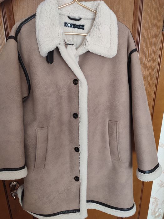 Нова Жіноча дублянка Zara