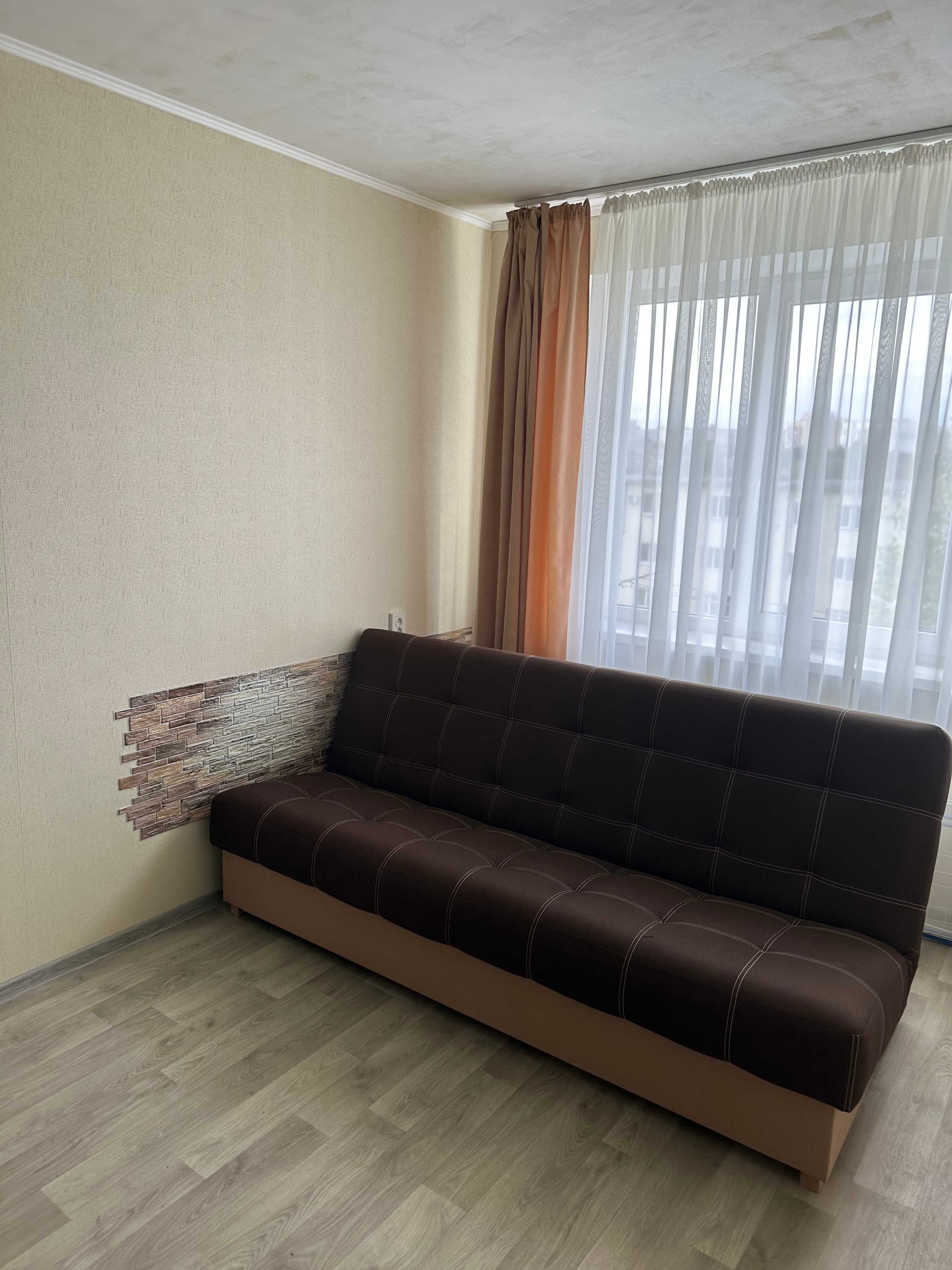Продам 1 комнатную мини квартру Салтовка г.Харьков метро студенческая
