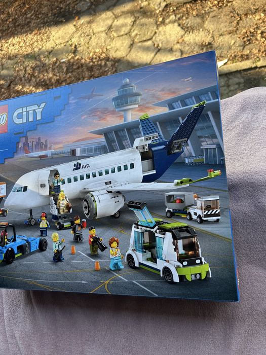 LEGO City Samolot pasażerski 60367