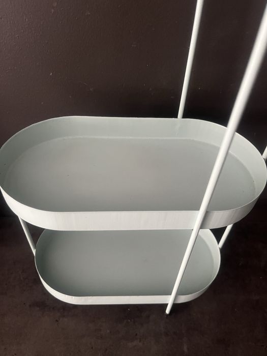 Stojak na kubki, szklanki