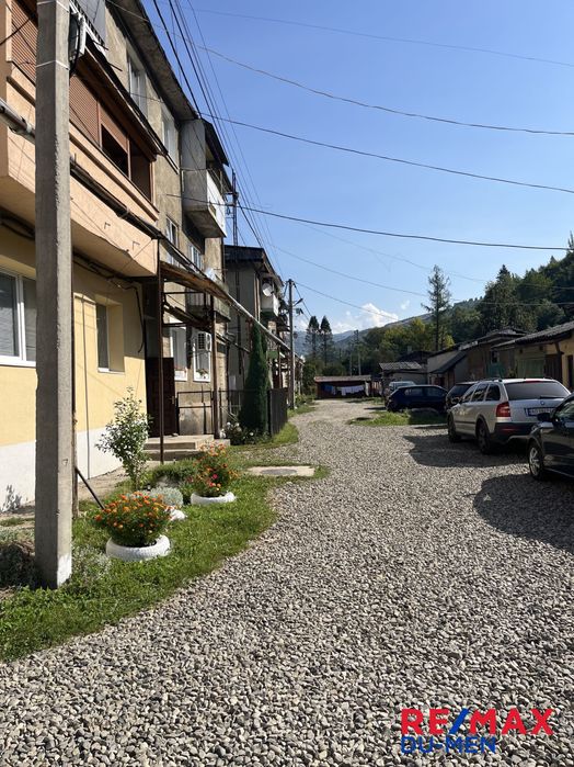 Затишна квартира в місті Рахів.