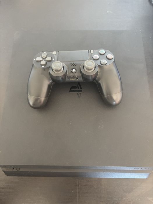 PS4 e consola para jogar