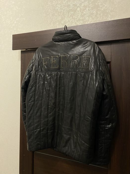 Мужская кожаная куртка  Ferre оригинал