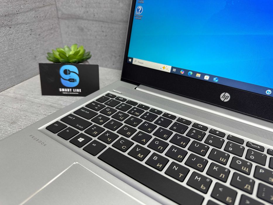 128gb ssd 8gb ddr4 Стильний ноутбук Hp mt22 Celeron 5205u