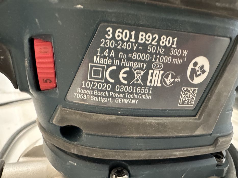 Szlifierka oscylacyjna GSS 230 AVE Professional – Bosch