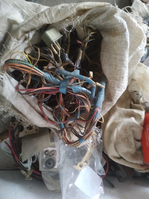 Запчастини на москвич