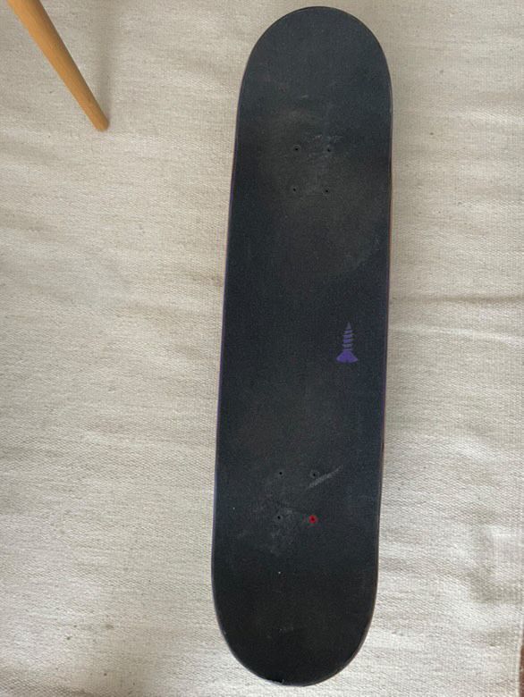 Skate Jart 8.125’ c/ Independent trucks 139mm