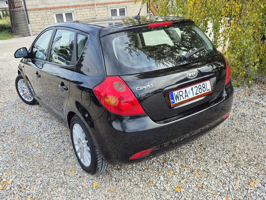 Kia Ceed 1.4 Benzyna !! Super Stan !!
