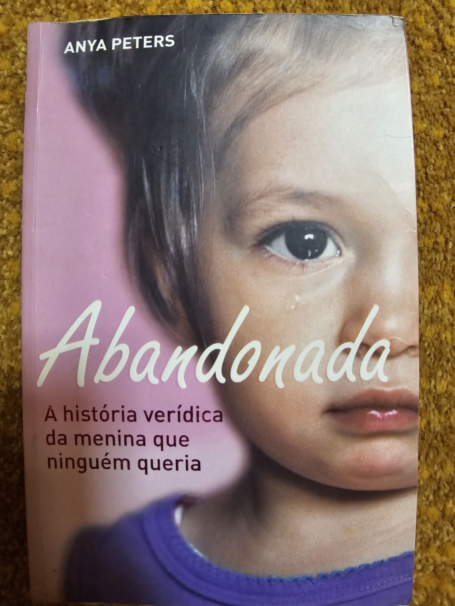 ABANDONADA, um livro arrebatador