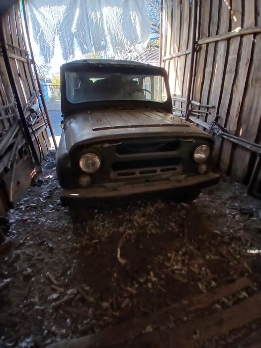 Продам УАЗ 469 б не народу.