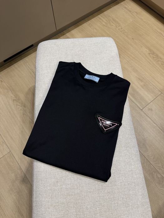 Жіноча футболка Prada оригінал Dior alexander wang miu miu Ami Paris