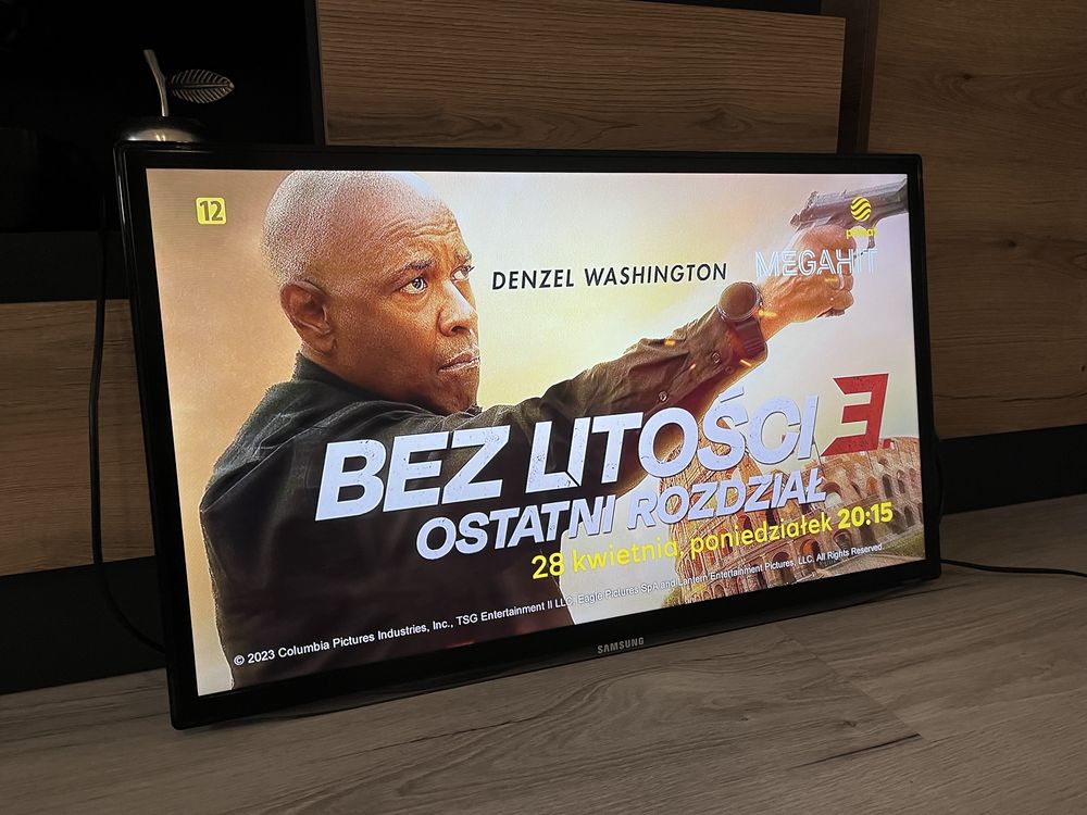 Telewizor SAMSUNG 32 cale