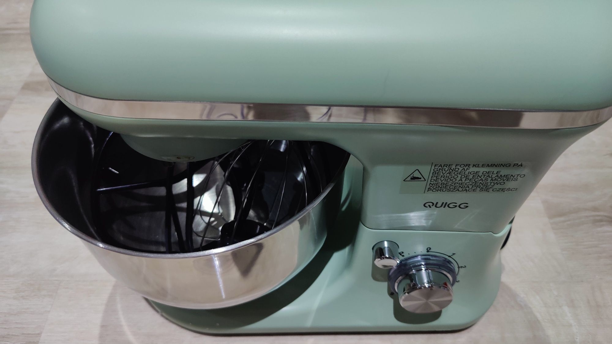 Robot de cozinha Quigg praticamente Novo