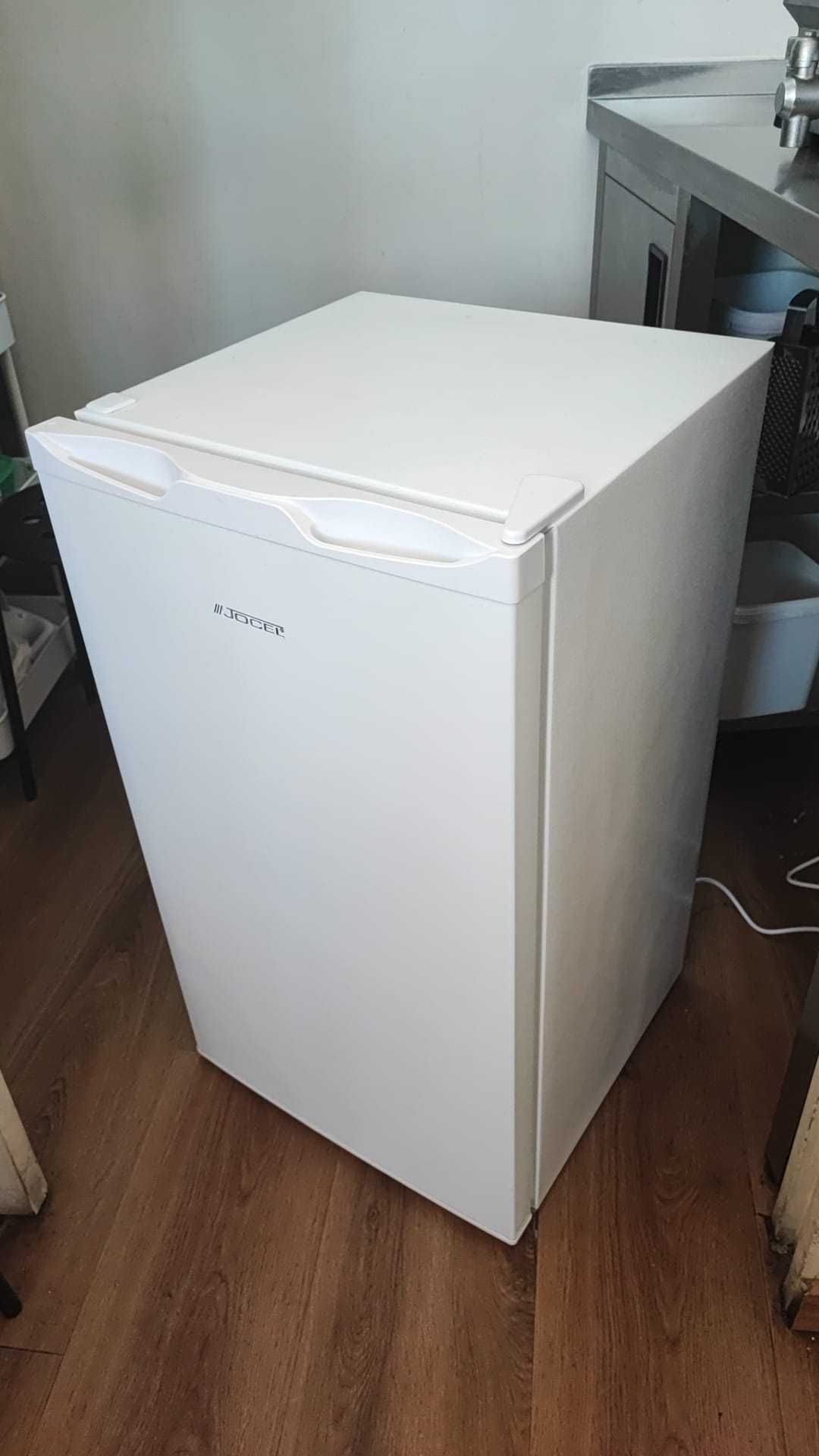 Equipamentos e Mobiliário de RESTAURAÇÃO