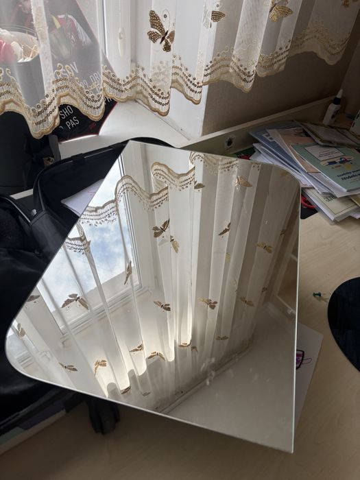 Дзеркало в ванну кімнату