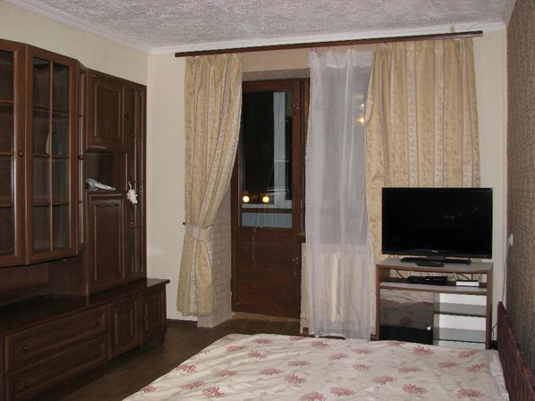 Квартира посуточно и почасово в Виннице по ул. Пирогова