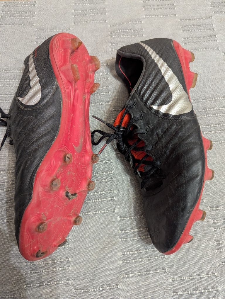 Футбольные профессиональные мужские бутсы Nike LEGEND 7 ELITE FG р43
