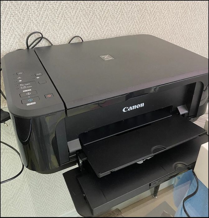 Принтер. Canon MG3640SНовий, але картриджі потребують заміни.
