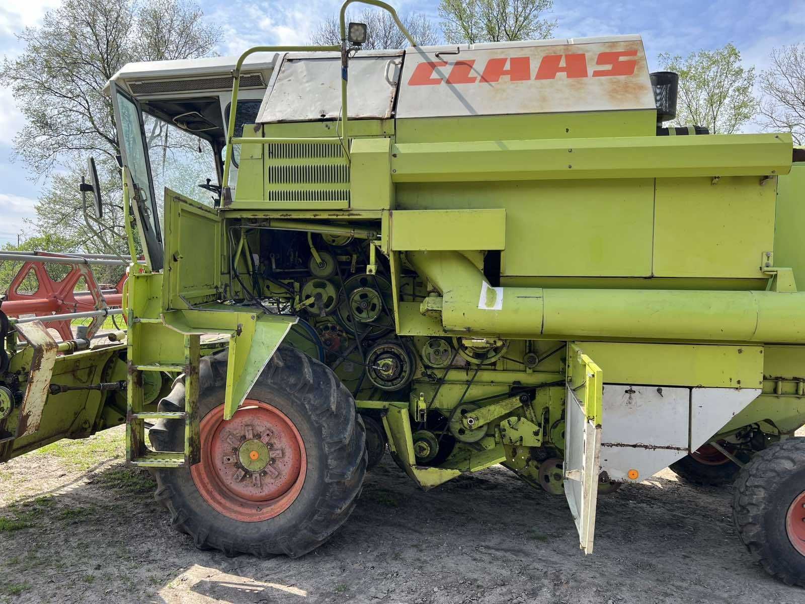 Комбайн Claas 86