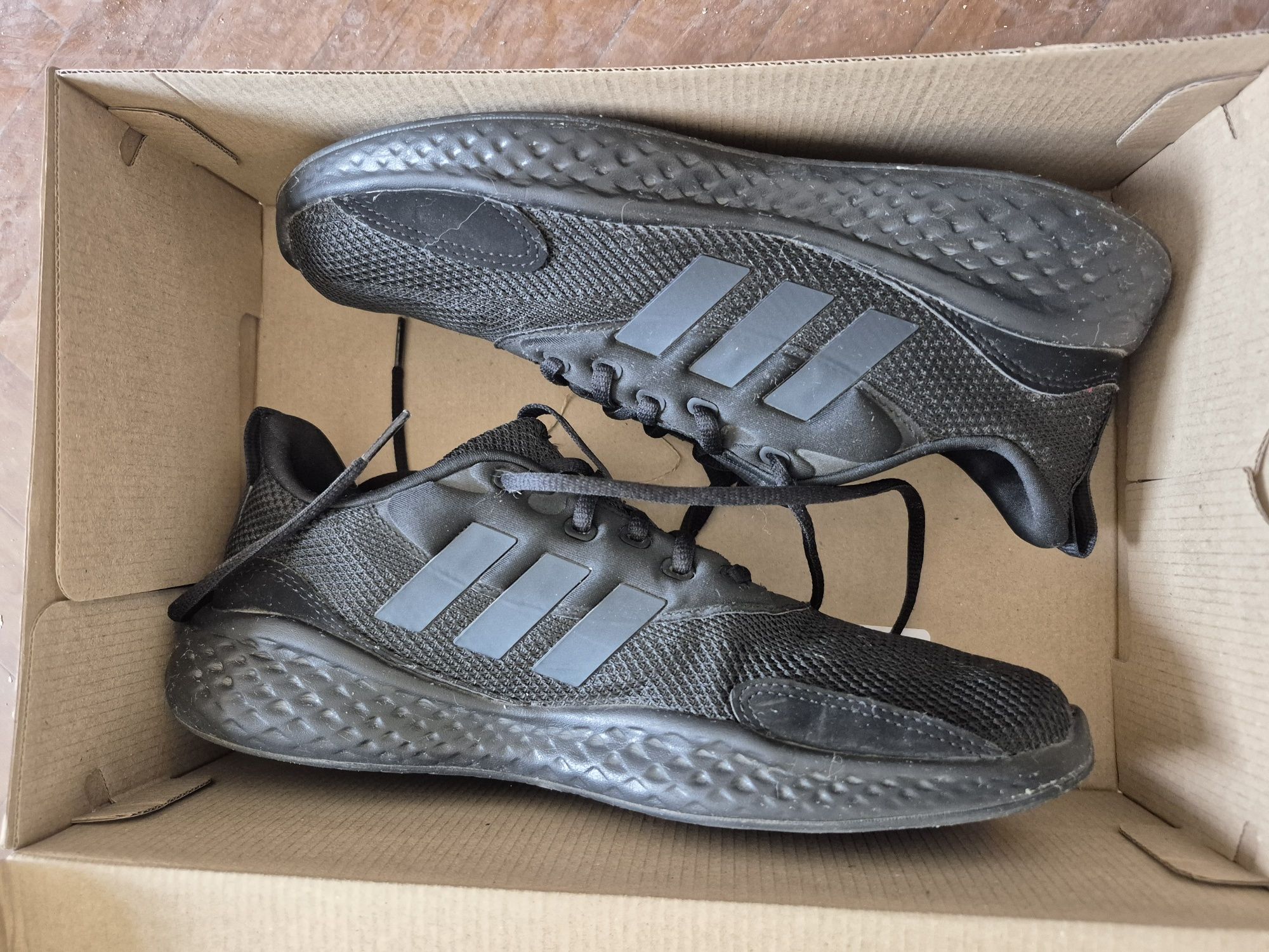 Кросівки чоловічі Adidas fluidflow
