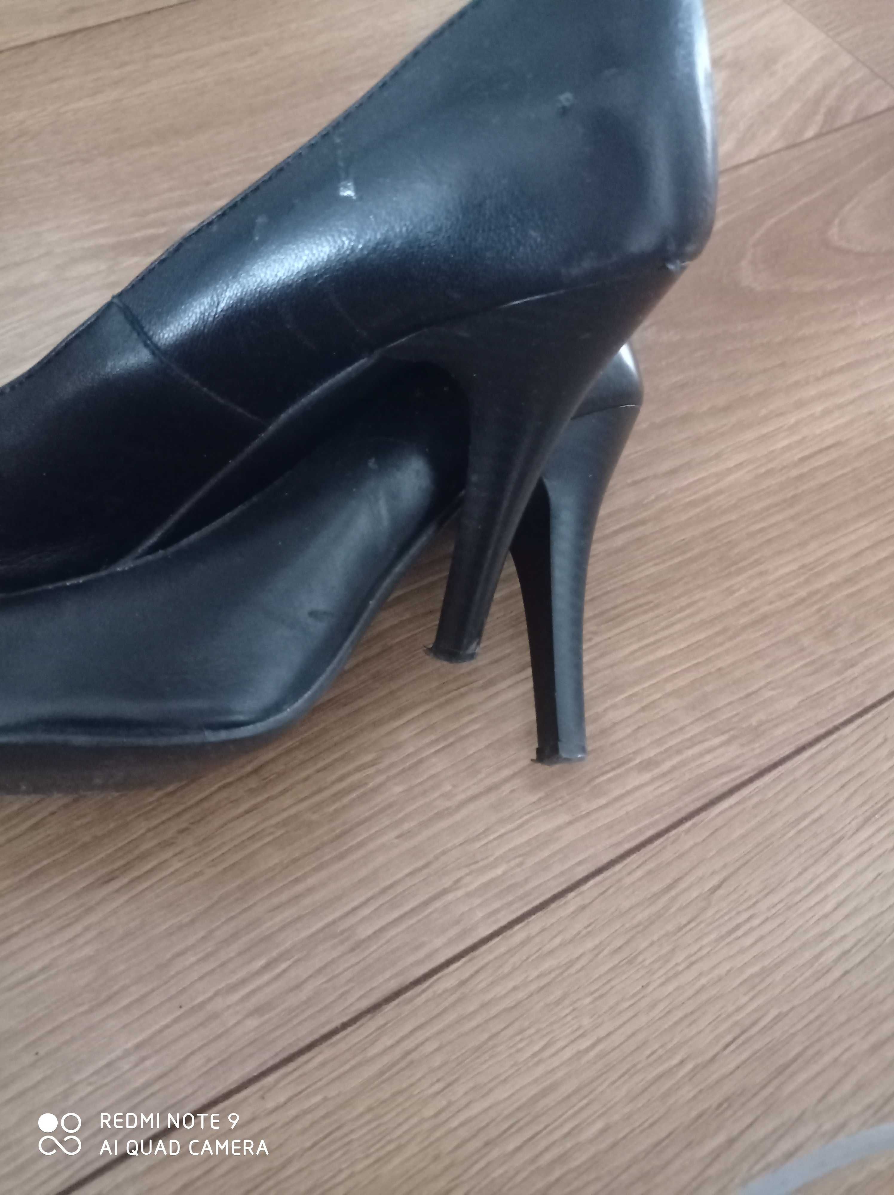 Buty Lasocki 38 skórzane czarne szpilki