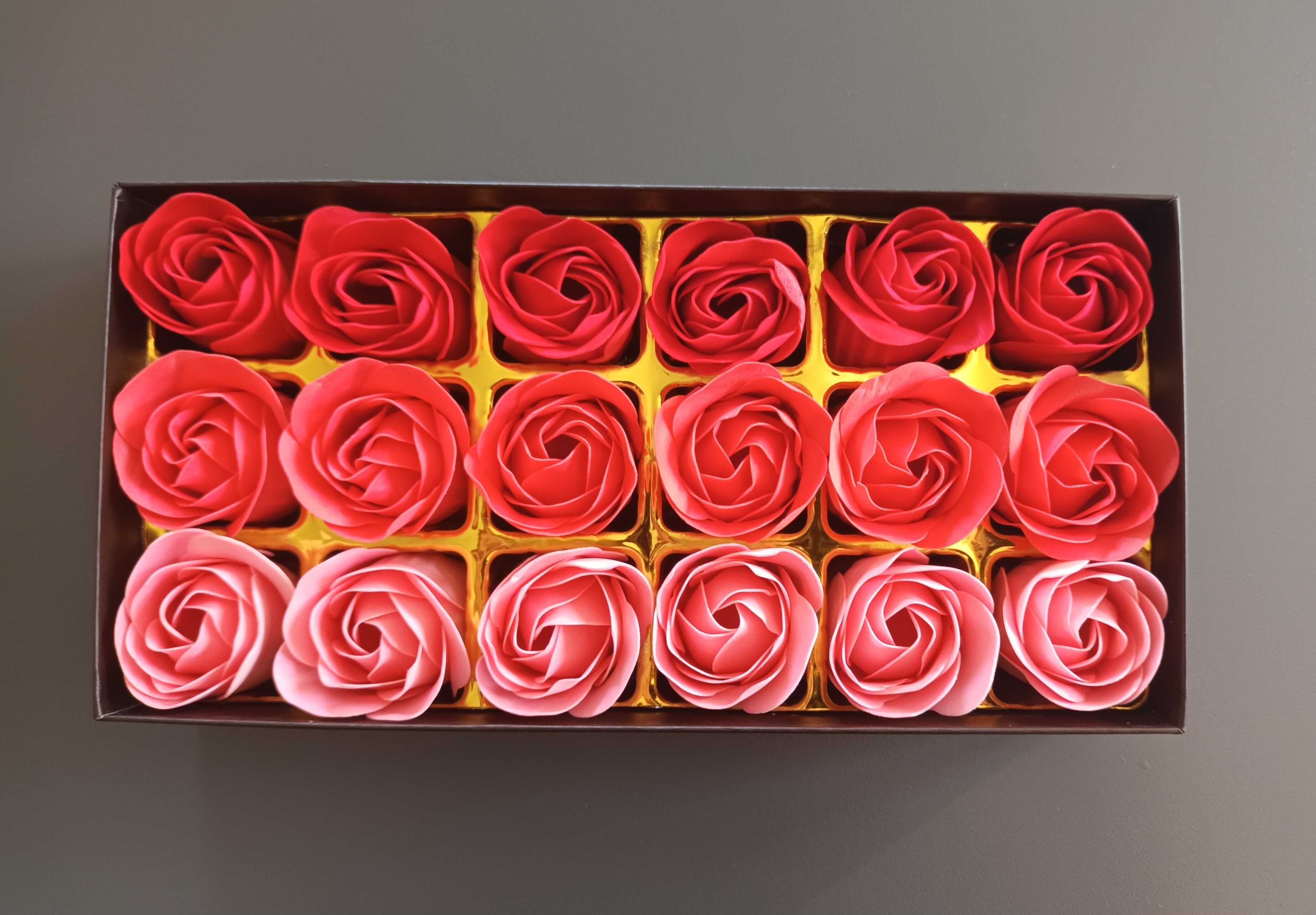 Elegancki zestaw mydełka różane pudełko prezent flower box