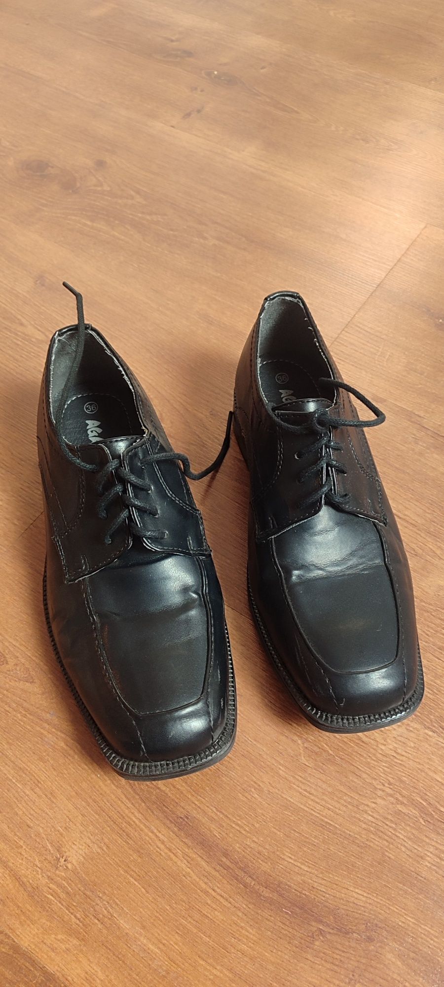 Buty chłopięce rozm 36