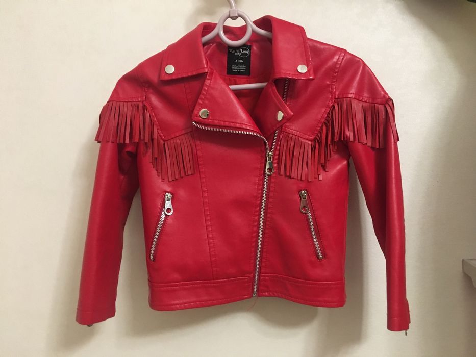 Куртка шкіряна на дівчинку