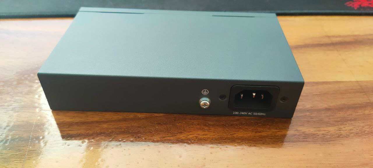 UNV Комутатор некерований POE 6 портів Uniview NSW2010-6T-POE-IN світч