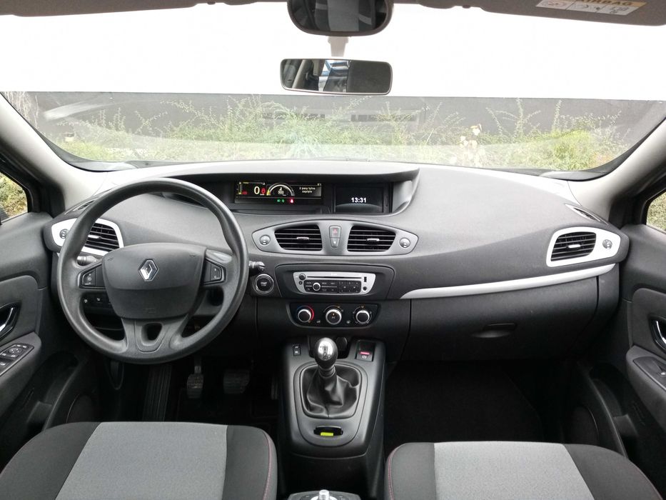 Renault Scenic III 1.5 Lift Diesel 110 KM