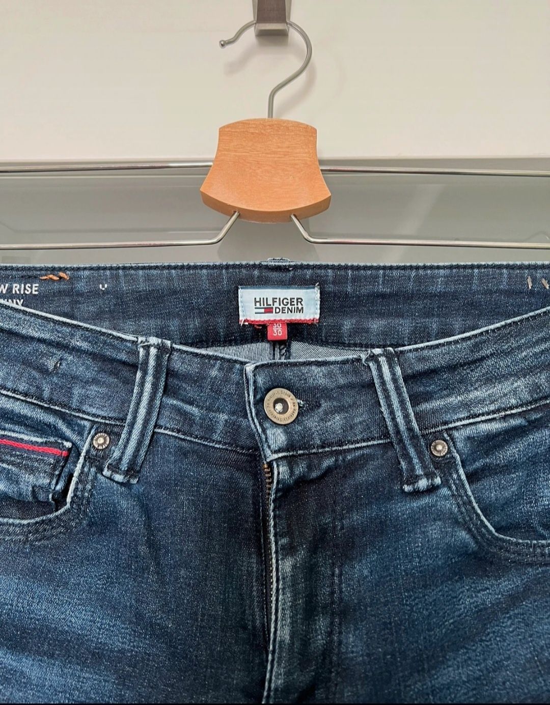 Spodnie jeansowe tommy Hilfiger 38