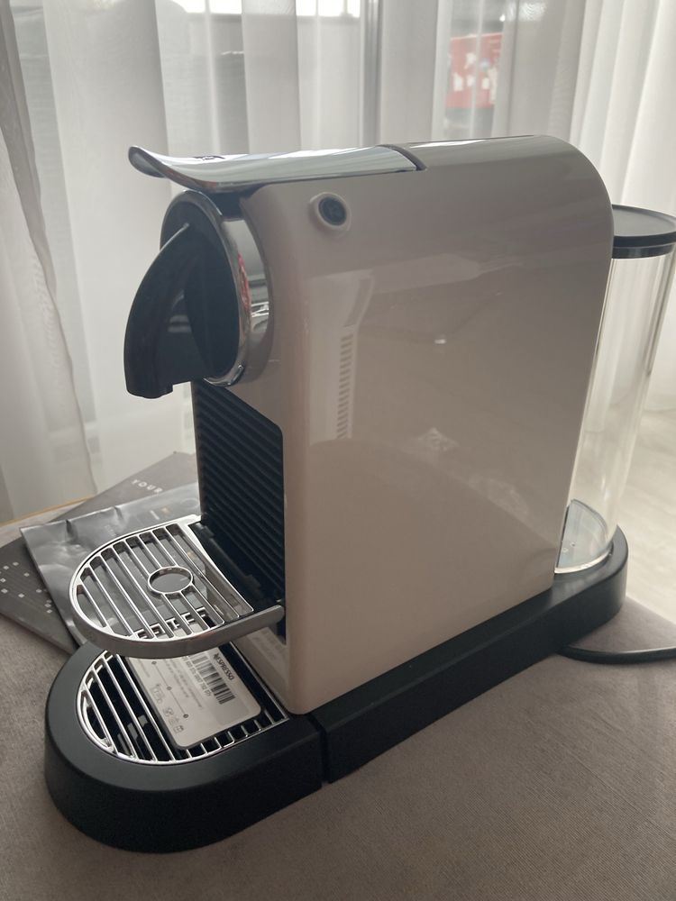 Ekspress kaspsułkowy Nespresso CitiZ D113 EU 3