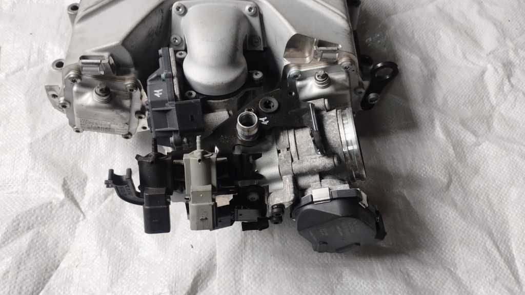 Компресор наддуву повітря Audi Q7 Q7 A4 A5 A5 A7 A8 06E145601AN