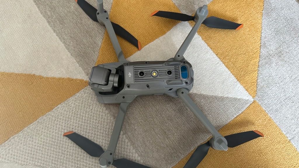 DJI Air 2s jak nowy + dodatki
