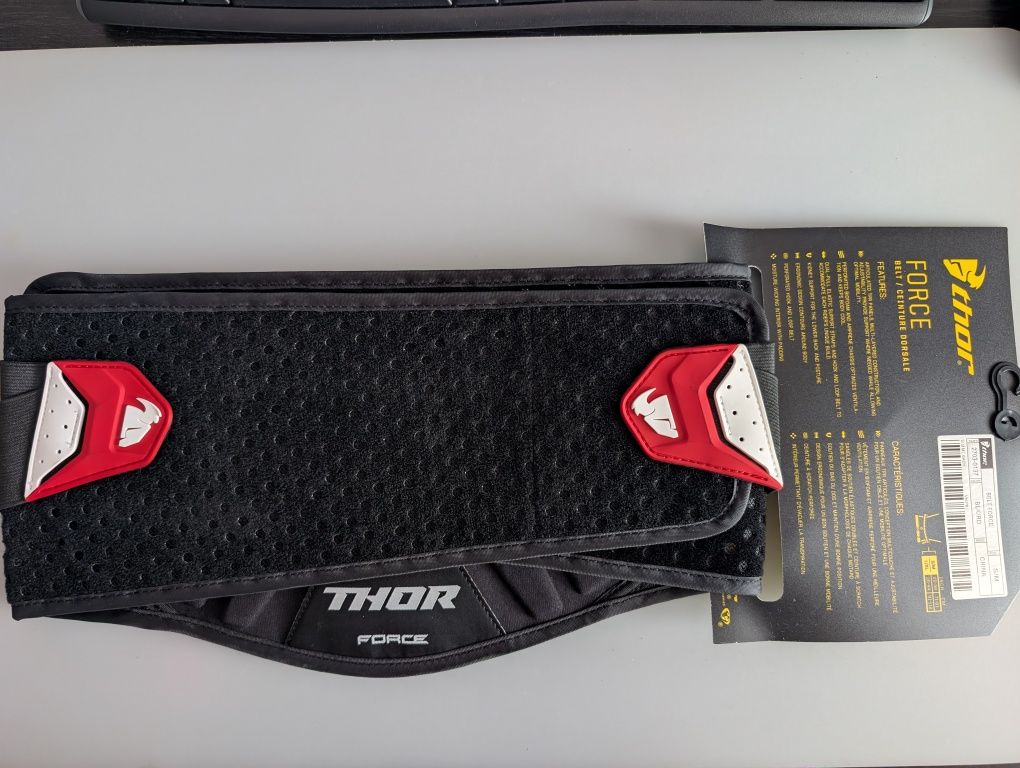 Cinta lombar para motos de enduro da marca THOR