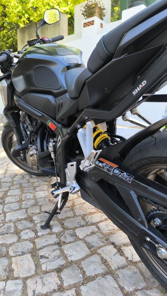 Honda CB 650 R full