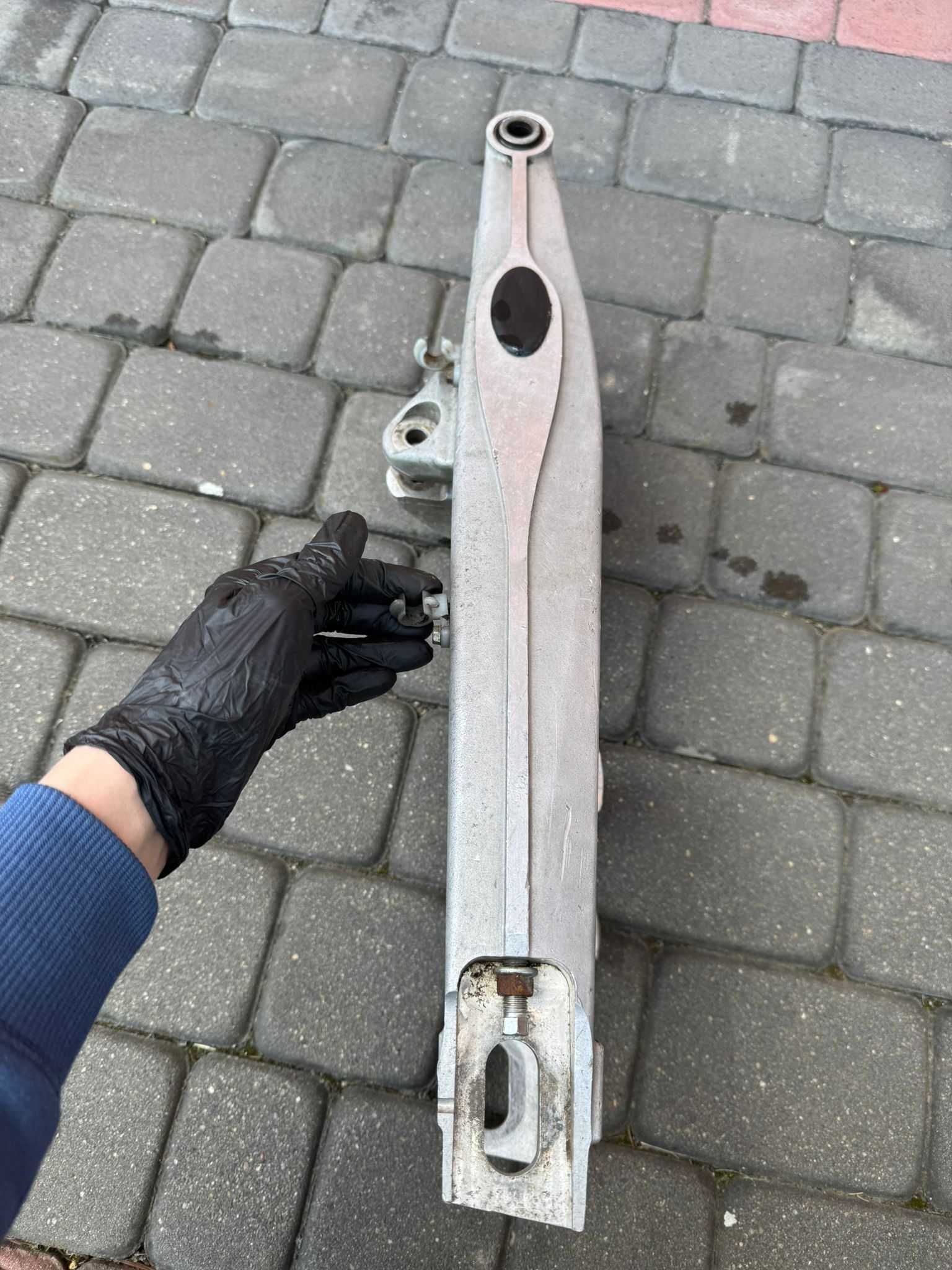 wahacz zawieszenie kiwaka tyl tylna ktm sx 85 / 105 husqvarna tc 85