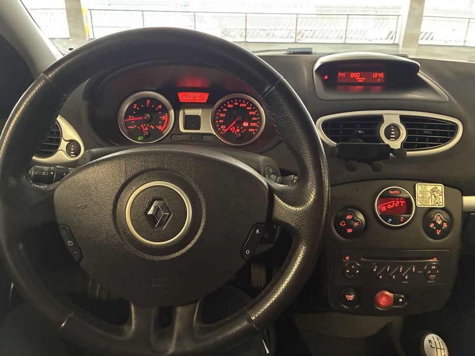 Renault CLIOIII 6 - biegow bogata opcija