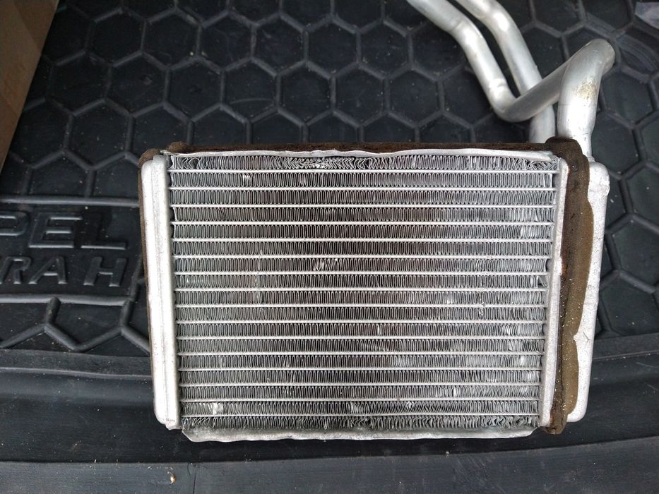 Радиатор отопителя Форд Фиеста/фьюжн