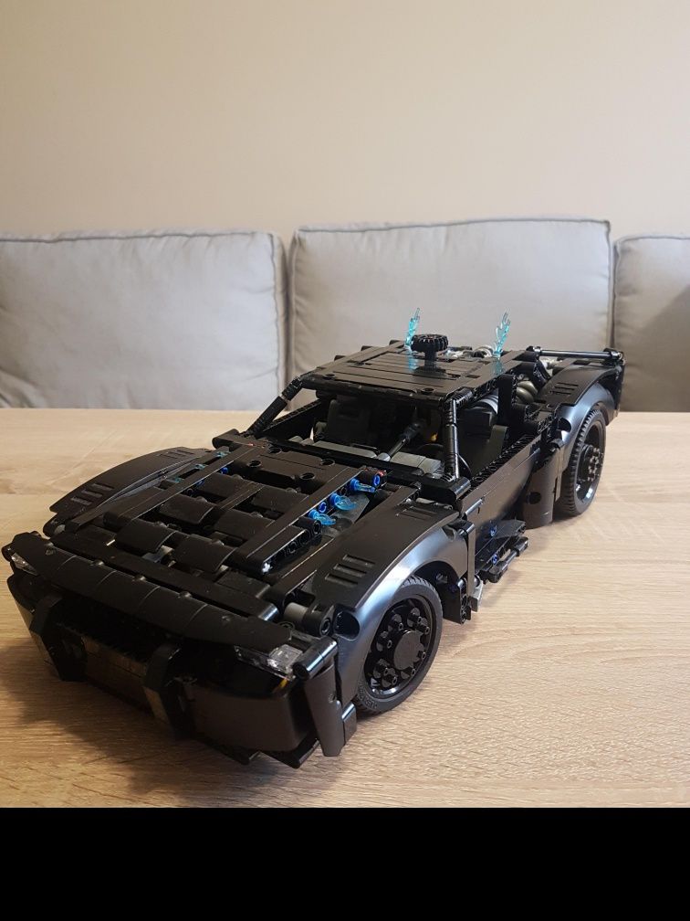 LEGO Technic The Batman Mobile 42127
