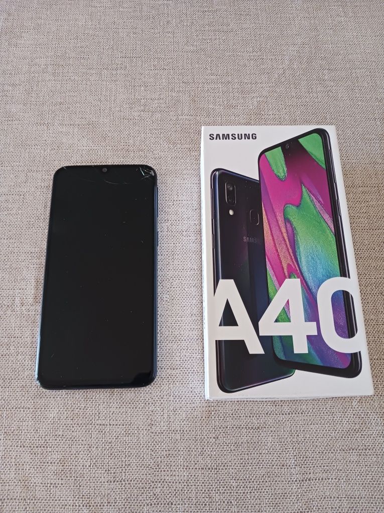 Samsung Galaxy A40 64GB